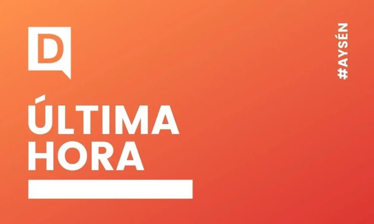 Alerta en Coyhaique: fuego en entretecho de vivienda moviliza a dos compañías de Bomberos