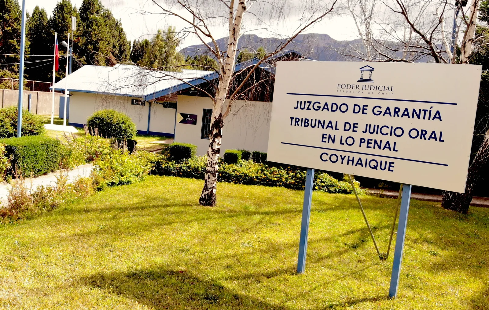 Prisión preventiva para joven de 21 años por tentativa de femicidio en Coyhaique: la violencia que acecha a las mujeres de la región