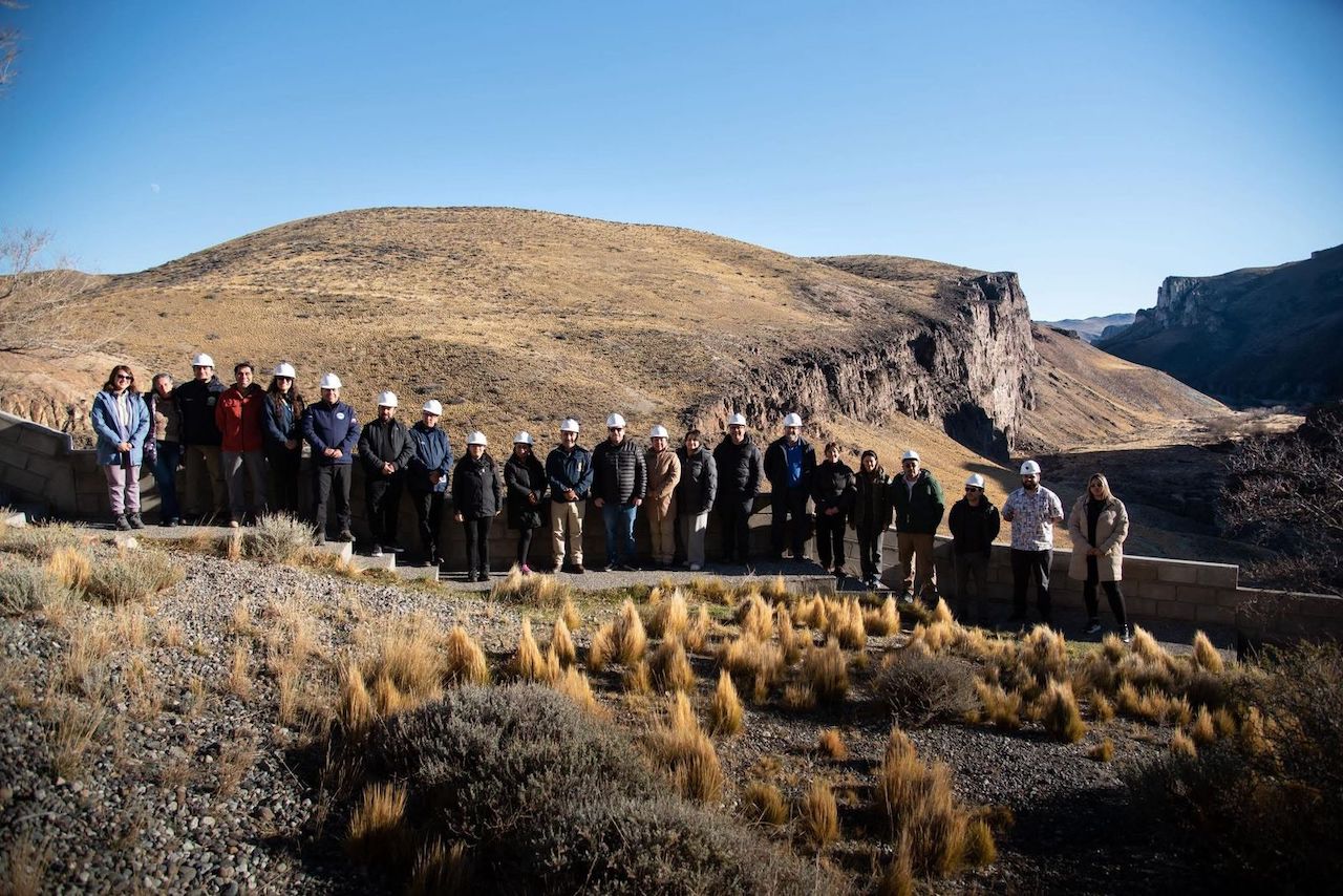 Chile Chico impulsa turismo binacional: el encuentro de municipios une a Chile y Argentina para fortalecer el destino