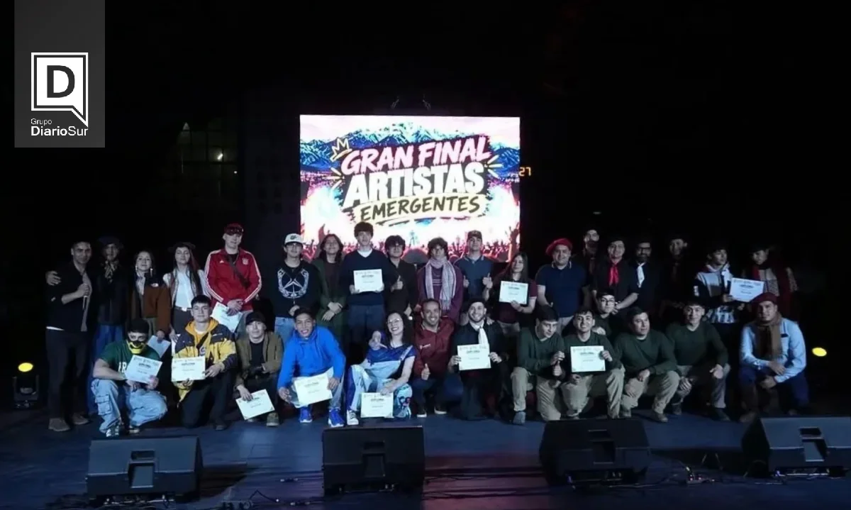 Artistas emergentes de Aysén se enfrentan al escenario principal de la Flor de Fiesta en Coyhaique