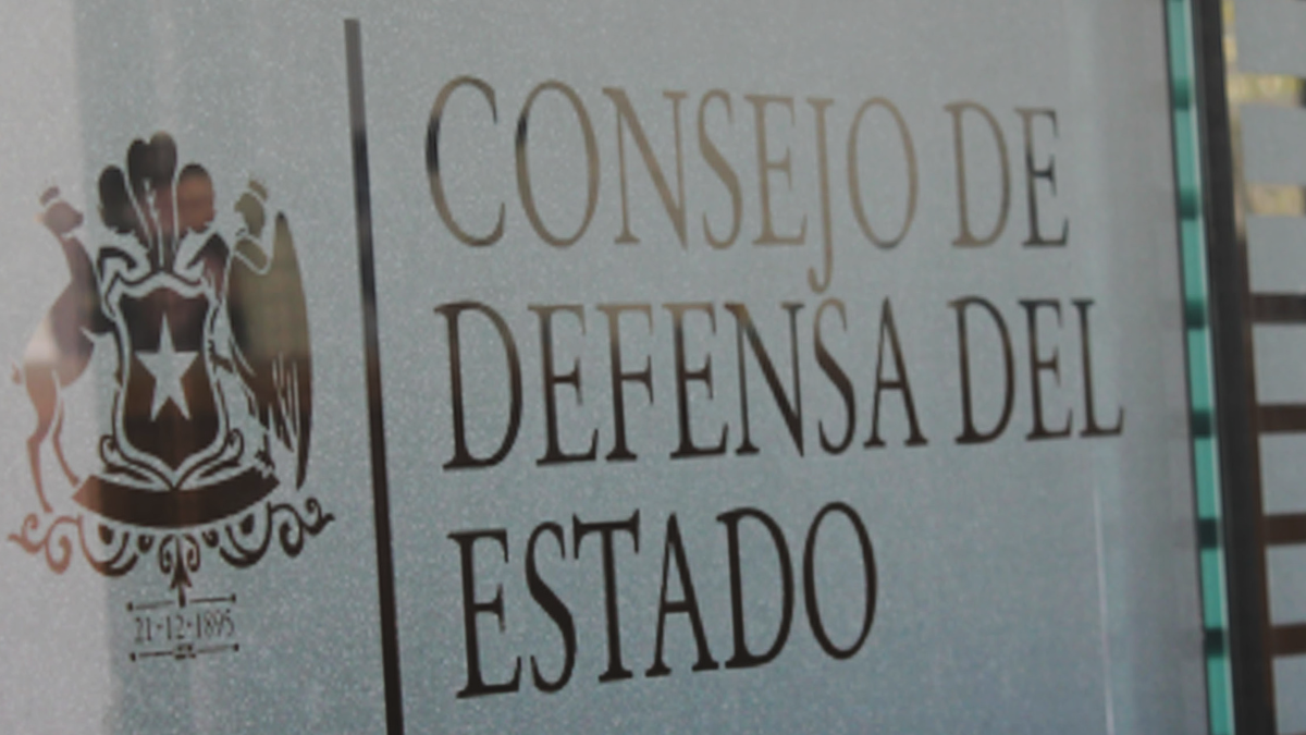 ¡Alerta en el Maule! Detienen a 10 funcionarios por presunto fraude al fisco de $3.000 millones
