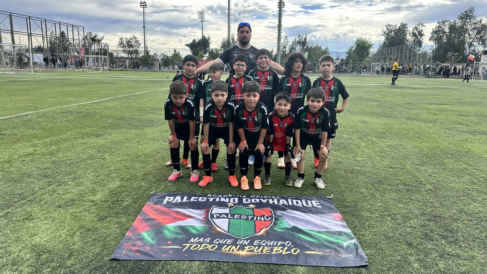 La escuela Palestino Coyhaique lleva el triunfo desde el extremo sur de Chile en torneo nacional