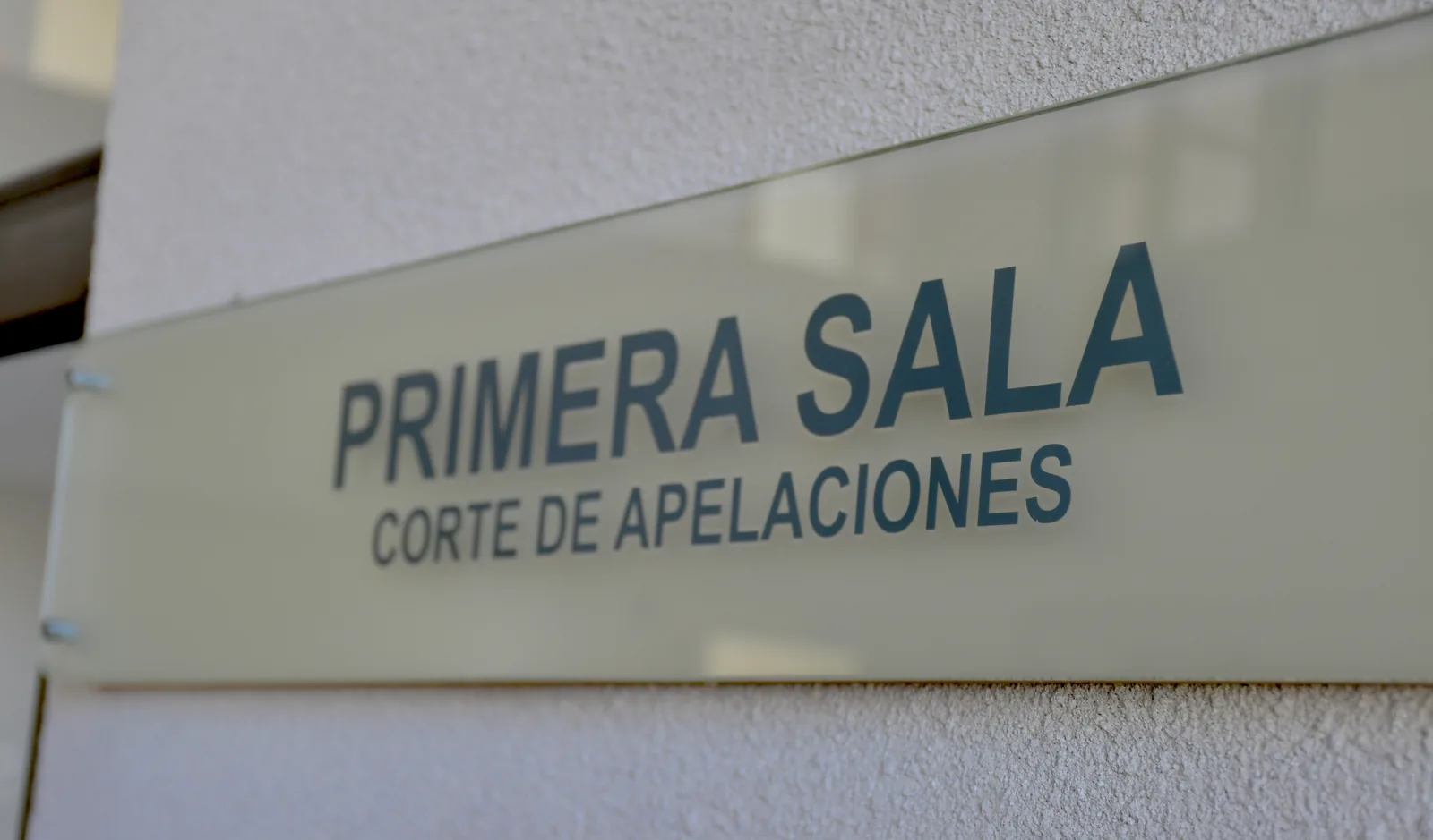 Corte de Coyhaique confirma prisión preventiva por parricidio frustrado en Puerto Cisnes