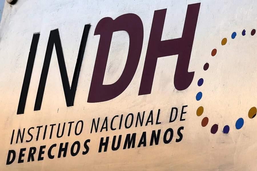 El gobierno propone una reforma del INDH que divide a la oposición y genera críticas por su impacto en los derechos humanos