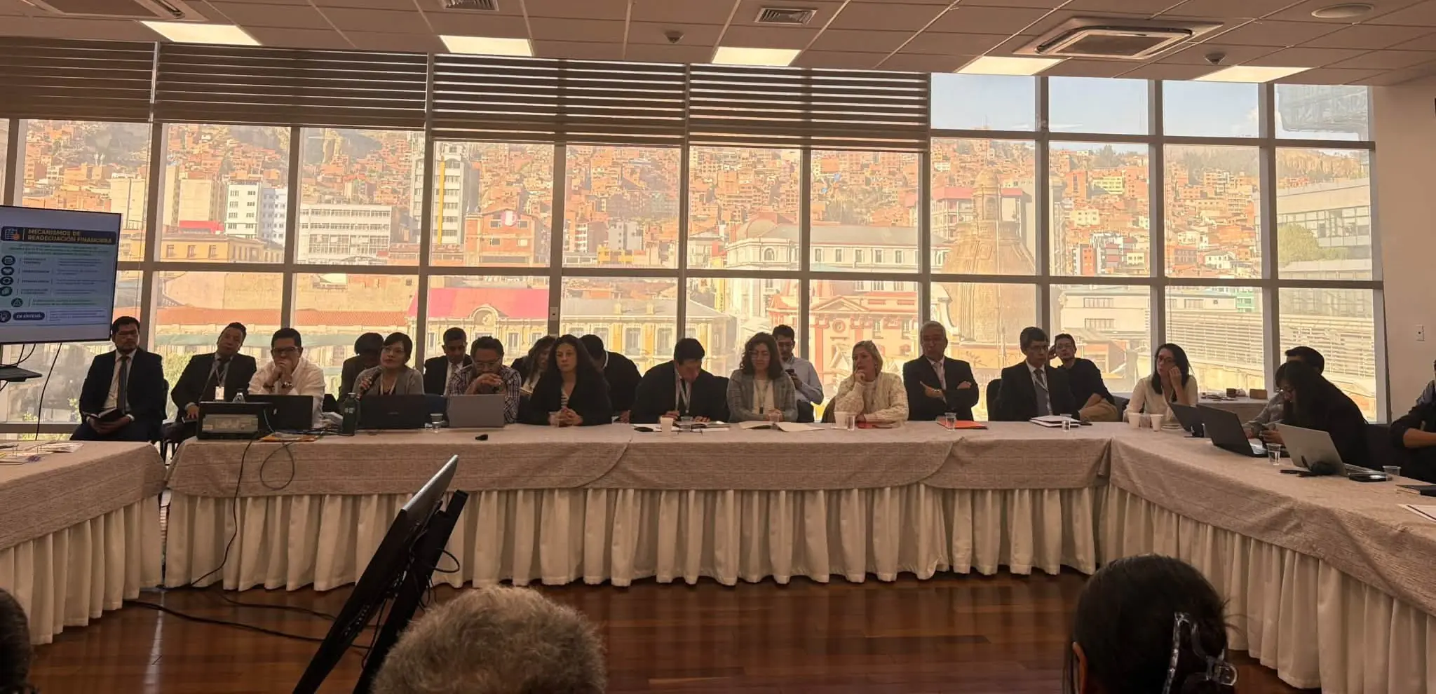 Gobierno y gobernaciones impulsan reformas legislativas y fortalecen autonomía regional